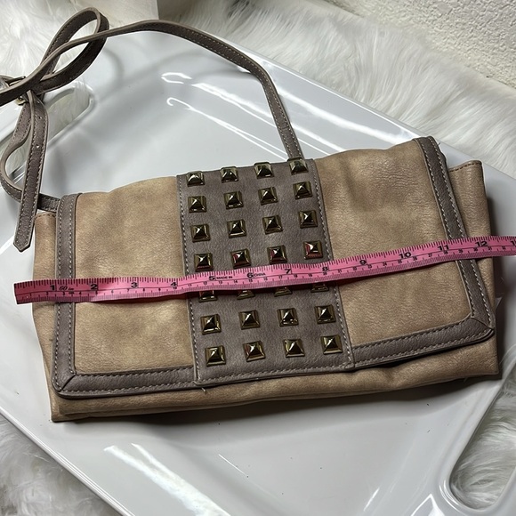 Studded Tan Shoulder/Crossbody or Clutch - Picture 4 of 13
